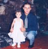 Roger Estrada con su hijita Sofía Estrada.