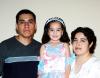 Karen Lizeth y Janeth astrid Ortiz Magdaleno festejaron dos y tres años de vida, con un divertido convivio infantil que les ofrecieron sus papás.