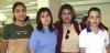 Julia Ahuatzin y Víctor Vargas viajaron a Tlaxcala, los despidió la familia Vargas.