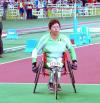 Diez competidores mexicanos vieron acción este día en las distintas categorías de la maratón en los Juegos Paralímpicos de Atenas 2004 y sólo Edgar Navarro, en T-51, logró subir al podio al finalizar en tercer sitio. 

A pesar de llegar con 20 minutos y cuatro segundos de retraso respecto al primer puesto, Navarro Sánchez cronometró tres horas, 13 minutos y 42 segundos para ganar su segunda presea en la justa helénica.