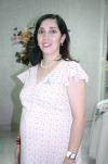  28 de Septiembre de 2004

Selene Daniela Marín de Carrillo recibió numerosos obsequios por la cercana llegada del bebé que espera..