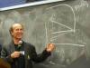 Los estadounidenses David J. Gross H. (Centro) David Politzer (Izq.) y Frank Wilczeck (Der.) ganaron el Premio Nobel de Física por sus investigaciones sobre las fuerzas que unen partículas dentro de los núcleos atómicos.