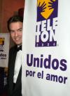 Al desfile de personalidades acudieron artistas de Televisa y algunos de TV Azteca, para hacer patente su solidaridad con la niñez y al mismo tiempo demostrar que para esto no existen las barreras.

Aquí el empresario Rafael Herrerias acompanado de su esposa.