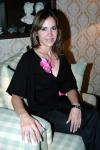  30 de noviembre de 2004


Silvia Denise Leal Romo, captada en su despedida de soltera.