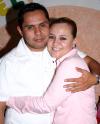 Nora Alejandra Caldera Luévanos su novio Carlos Andrés Campos, en su fiesta de cumpleaños.
