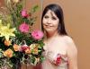Las anfitrionas del convivio de despedida acompañana a la novia Miriam Gabriela Cepeda Rubio