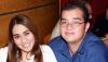 Alma Luján y Gregorio Ruiz disfrutaron de una despedida de solteros