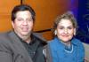  17 de noviembre de 2004
Wilfrido y Lorena Treviño, en reciente convivio.