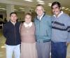  17 de noviembre de 2004
Roberto Oliveros viajó a Brasil  y lo despidieron Jesús Díaz, Jesús Torres y Héctor Mijares
