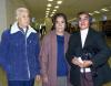 26 de noviembre de 2004
Carmen Hernández y Esther Pina viajaron a Tecate  y fueron despedidas  por Yadira y Daniela.