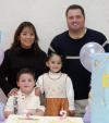 Sergio y Andrea Alfaro Aldape cumplieron seis y tres años respectivamente y lo festejaron con una merienda organizada por sus padres.
