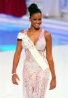 Este es el segundo año consecutivo en que la ciudad hainanesa de Sanya acoge esta misma competición, y desde la celebración de Miss Mundo 2003, China ha entrado en un frenesí de desfiles, espectáculos y concursos de belleza de todo tipo.

Miss Australia Sarah Davies.