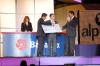 La ex secre de Brozo Isabel Madow consintió a Fabián Lavalle durante la parte inaugural del Teletón.