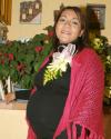 04 de diciembre de 2004

Rosa Isela Vázquez de Hernández en espera de su bebé.