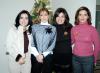 Mónica Silveyra, Perla Enríquez, Cecy Luna y Mary Tere Luna, captadas en pasada fiesta en víspera de la Navidad.