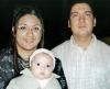 20 de diciembre de 2004

Vicky Faccuseh de Sánchez con sus hijitas Victoria y Bárbara