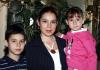 07 de enero de 2005

La pequeña Karen  fue festejada al  cumplir tres años de edad por sus padres, Gerardo Meléndez y Roselía  Quintero de Meléndez.