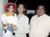 16 de enero de 2005


 Oscar y Luis Patricia de Gutíerrez festejaron a  su hijita Nitzia  Carolina  Gutíerrez, con motivo de su tercer cumpleaños.