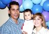 22 de enero de 2005

 Jorge Arturo Aguilar Velázquez disfrutó de una merienda  que le organizaron  sus papás, con motivo de su primer cumpleaños.