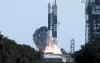 El lanzamiento tuvo lugar sin problemas y el cohete Delta II que lleva a bordo la nave nodriza -que a su vez alberga un vehículo-proyectil- salió de la atmósfera terrestre en pocos minutos.