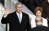 En un mundo que evoluciona hacia la libertad, nosotros estamos determinados a demostrar su significación y validez de sus promesas', dijó Bush durante su exposición.