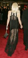 Los actores Michelle Trachtenberg y Shawn Ashmore asistieron a la premier.