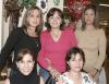 15 de febrero de 2005

Rosy, Ángeles, Angélica, Marcela y Candelaria.