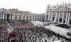 Dan fieles último adiós al Papa