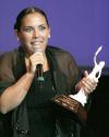 a actriz mexicana mariana garza, obtuvo anoche 4 de abril, el premio a la mejor coactuación femenina por su participación en la puesta en escena 'yo madre, yo hija'