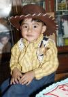 15 de abril 

Vestido de vaquerito, el pequeño Bryan Alejandro Mejía celebró su cumpleaños con una merienda.