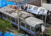 Muchos años antes, en noviembre de 1963, se había producido el peor accidente de tren de la historia de Japón, cuando 161 personas murieron al chocar tres convoyes en Tsurumi, cerca de Tokio.