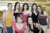 Diana Daher Pámanes acompañada por sus amigas, Laura, Any, Daniela, Cecilia, Silvia y Julieta