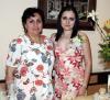 Irma Iveth Serna Peña fue despedida de su vida de soltera, con una reunión que le organizó su mamá Irma Peña de Serna