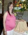 16 de mayo 

Susana Bardán de Guajarado espera el nacimiento de su bebé para fecha próxima