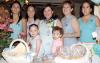 03 junio
Ruth Rodríguez de Pichardo recibió lindos obsequios, en la fiesta de canastilla que le ofreció su mamá, Mayela Flores de Rodríguez, por el futuro nacimiento de su segundo bebé