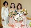 25 de junio 
Velina Murra junto a su mamá, Velina Kanahuati y su futura suegra, Blanca Sylvia Reveles