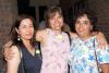 25  de junio 
Pilar Pardo, Laura Kested y Adela Carrillo, captadas en una muestra gastronómica.