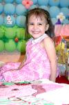 12 de julio 2005
 María Fernanda Herrera Violante celebró su tercer cumpleaños, con una alegre fiesta infantil que le organizaron sus papás, Gilberto Herrera y Sandra de Herrera.