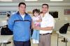 14 de julio 2005
Francisco Javier Galindo y Marlene viajaron a San Diego y los despidio Roberto Galindo.