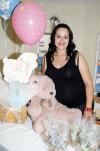 15 de julio 2005
 Brenda Pérez de Correa espera el nacimiento de su segundo bebé y por ello disfrutó de un tierno festejo de canastilla.
