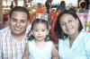 La pequeña Cecilia Alejandra García Orozco celebró su cuempleaños con sus papás.