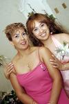 Por su próxima boda Susana Marcela Luján Vargas fue despedida de su vida de soltera, con un convivio que le organizó su suegra, Lydia Escobedo de Ramírez.