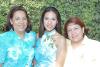 17 de julio 2005
Viviana Ortega Tinajera acompañada por su mamá, Silvia Tinajera de Ortega y su suegra, Alma Leticia Martínez de Rangel, quienes le organizaron una despedida de soltera hace unos días.