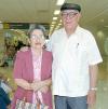 Fernando Yarza y Mary Tere de Yarza viajaron a Cancún.