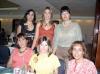 31 de julio 2005
Yerica de Jardón, Lily de Villarreal, Ana Isabel de Quintanilla, Rocío de Del Río, Susana de Boehringer y Gaby de Santos, en una tarde de café