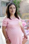 11 de agosto 2005
Con motivo del próximo nacimiento de su bebé, Karina Rangel de Ramírez disfrutó de una fiesta de canastilla que le organizaron Lily de Ramírez y Lupita Ramírez.