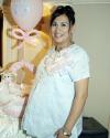 Con motivo del futuro nacimiento de su bebé, Vanessa Soto de Román fue festejada con una alegre reunión de canastilla.
