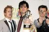 Premio MTV2: Fall Out Boy, por 'Sugar, We're Going Down'.
