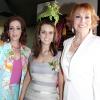 Gabriela Serna disfrutó de una reunión con motivo de su próxima boda, que le organizaron Damy de García, Irma González y Angélica Serna.