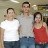 01 de septiembre 2005

Wendy Piña viajó a Tijuana y fue despedida por Jovita y Javier.